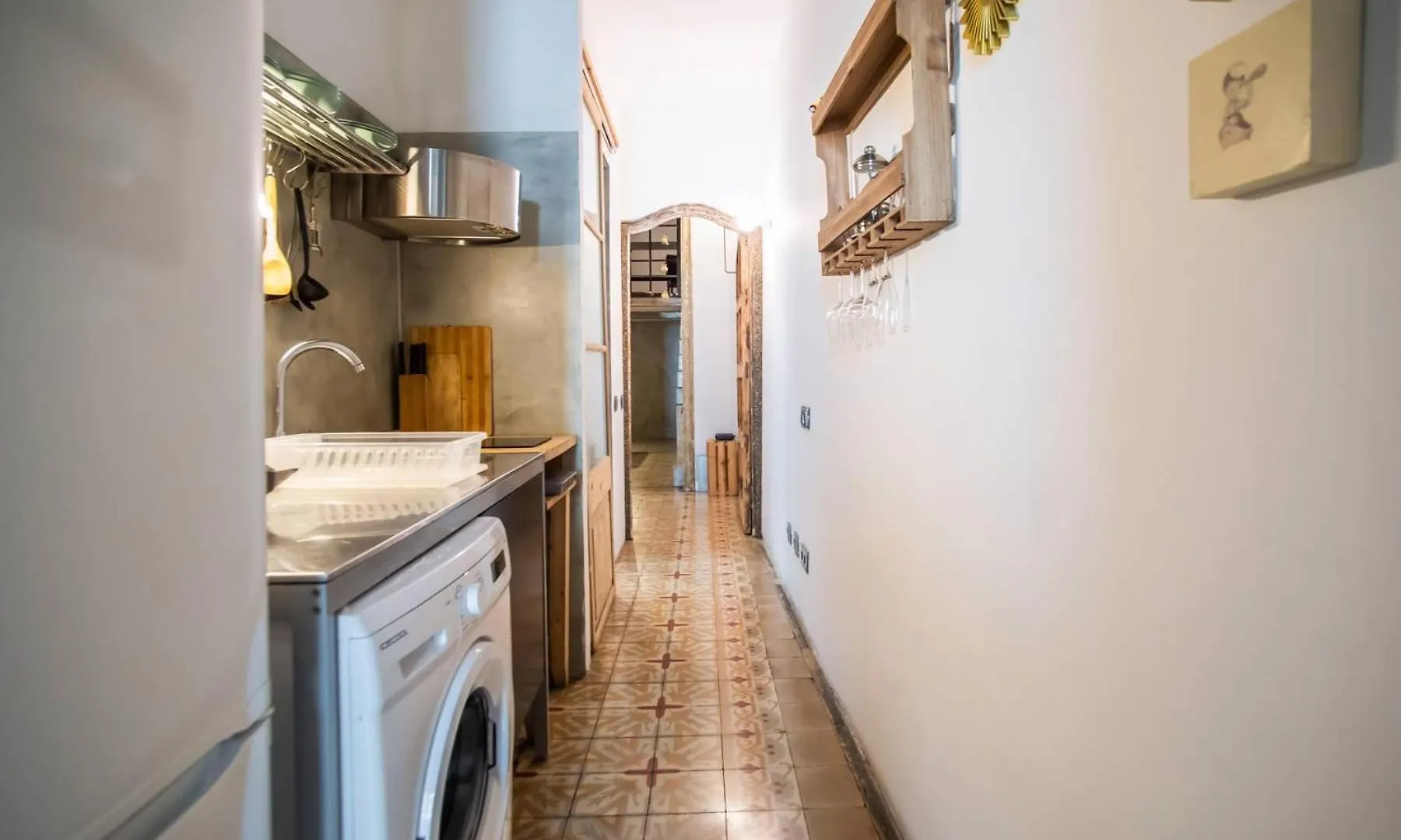 P2Amp1057 - Magnific 3Br Apartment In The Ghotic Barcelona