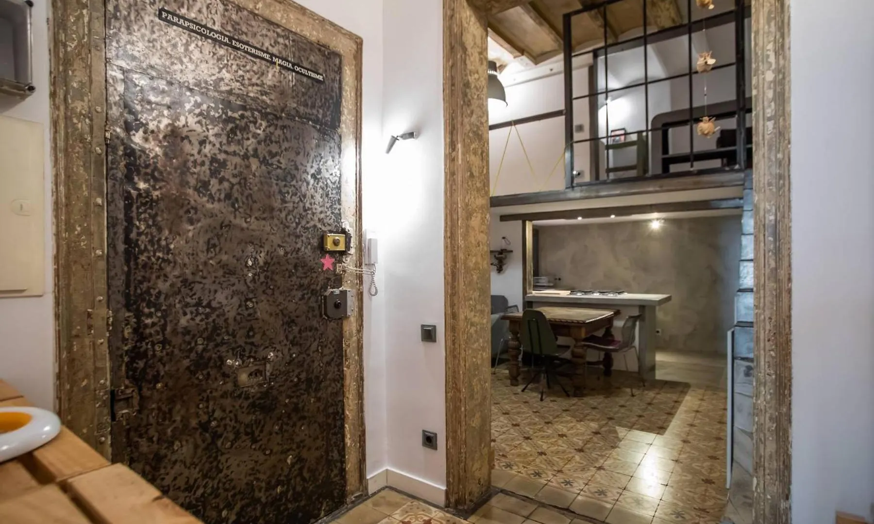 P2Amp1057 - Magnific 3Br Apartment In The Ghotic Barcelona